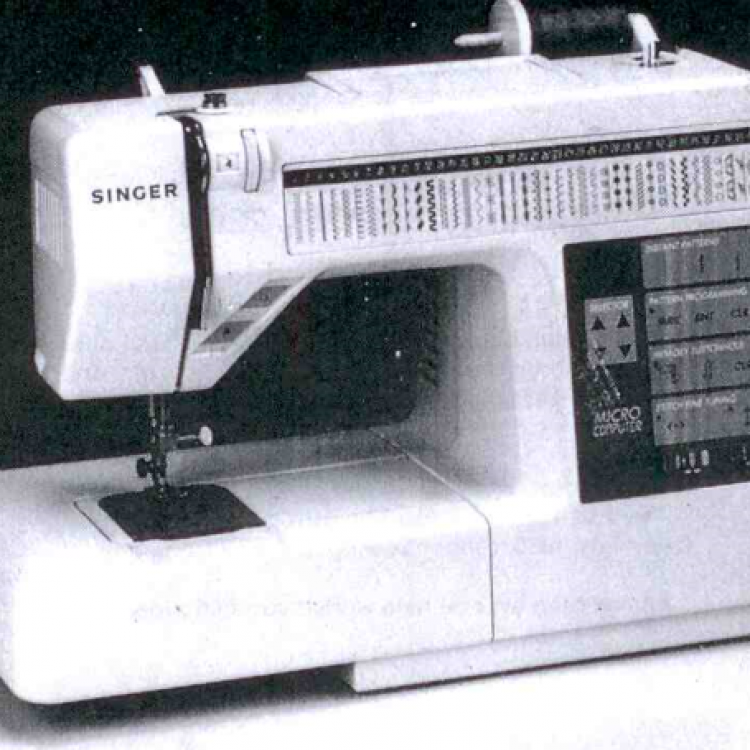 Máquina de Coser Singer 2205