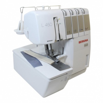 Bernina lockmachine  L 450